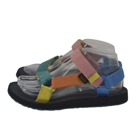 Teva Sandals Beach Pool Summer Hiking Universal Comfort Sz 7 - Picture 1 of 13